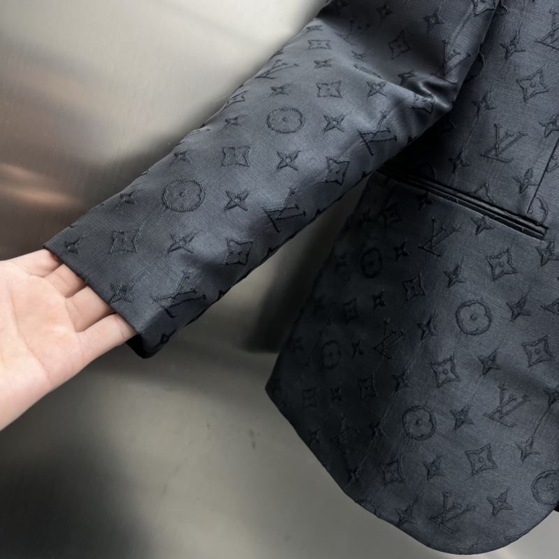 Louis Vuitton Outwear